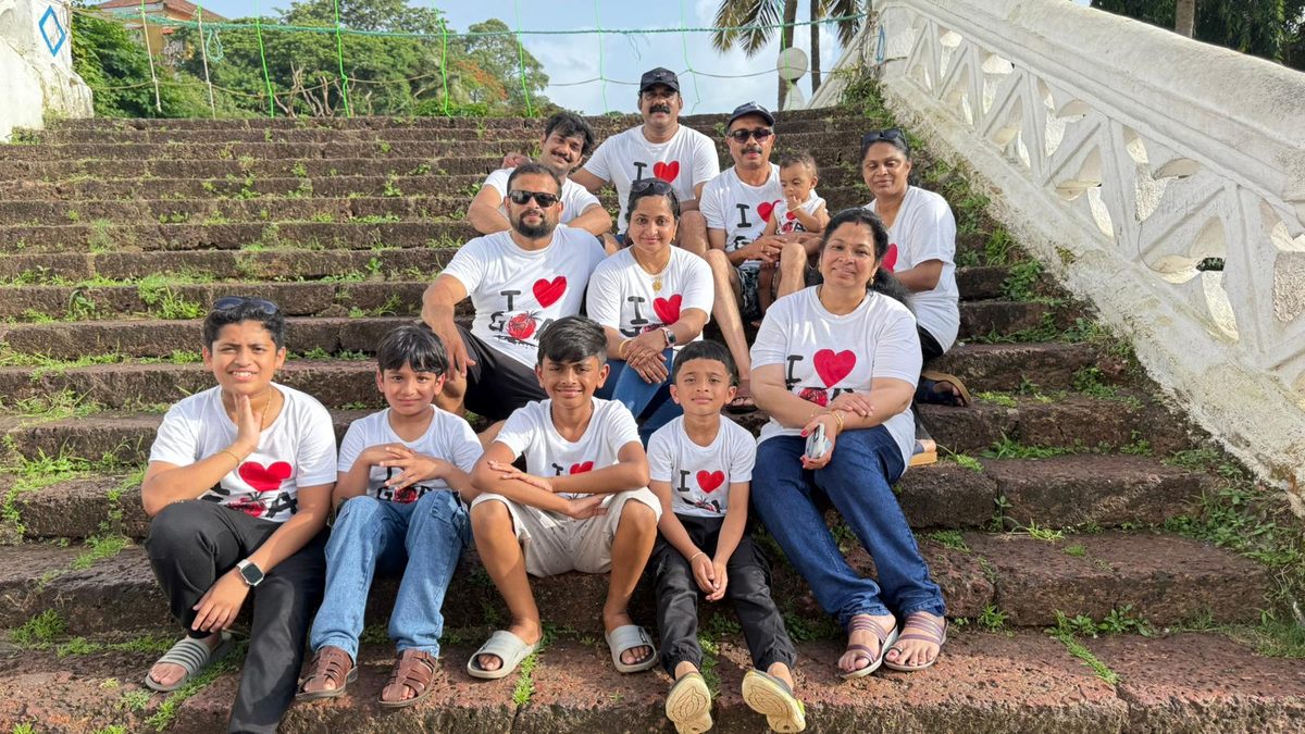 Multi-gen family of 12 · Goa
